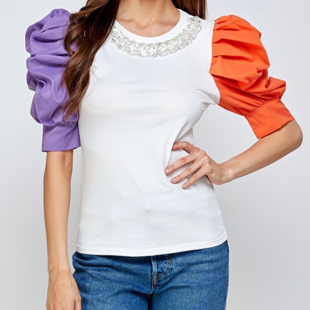 Zara WHITE TOP round Neck Two Tone Puff Sleeve Blouse . PLASTIC COLLAR detail.